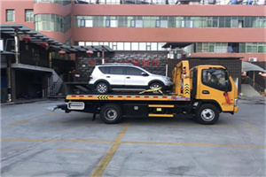 云霄汽车紧急补胎换胎救援