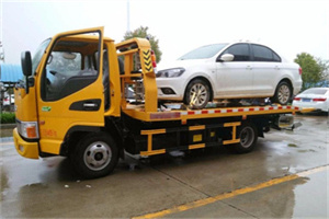 云霄附近拖车救援24小时服务热线